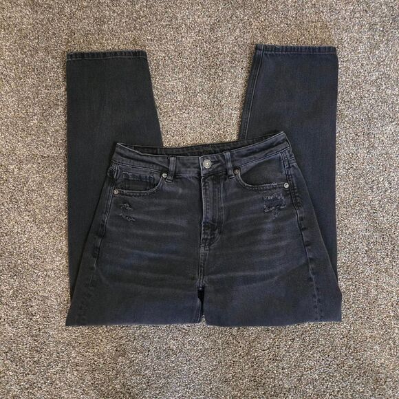 Women's American Eagle black straight leg mom fit ripped knee denim jeans 4 - Picture 2 of 7